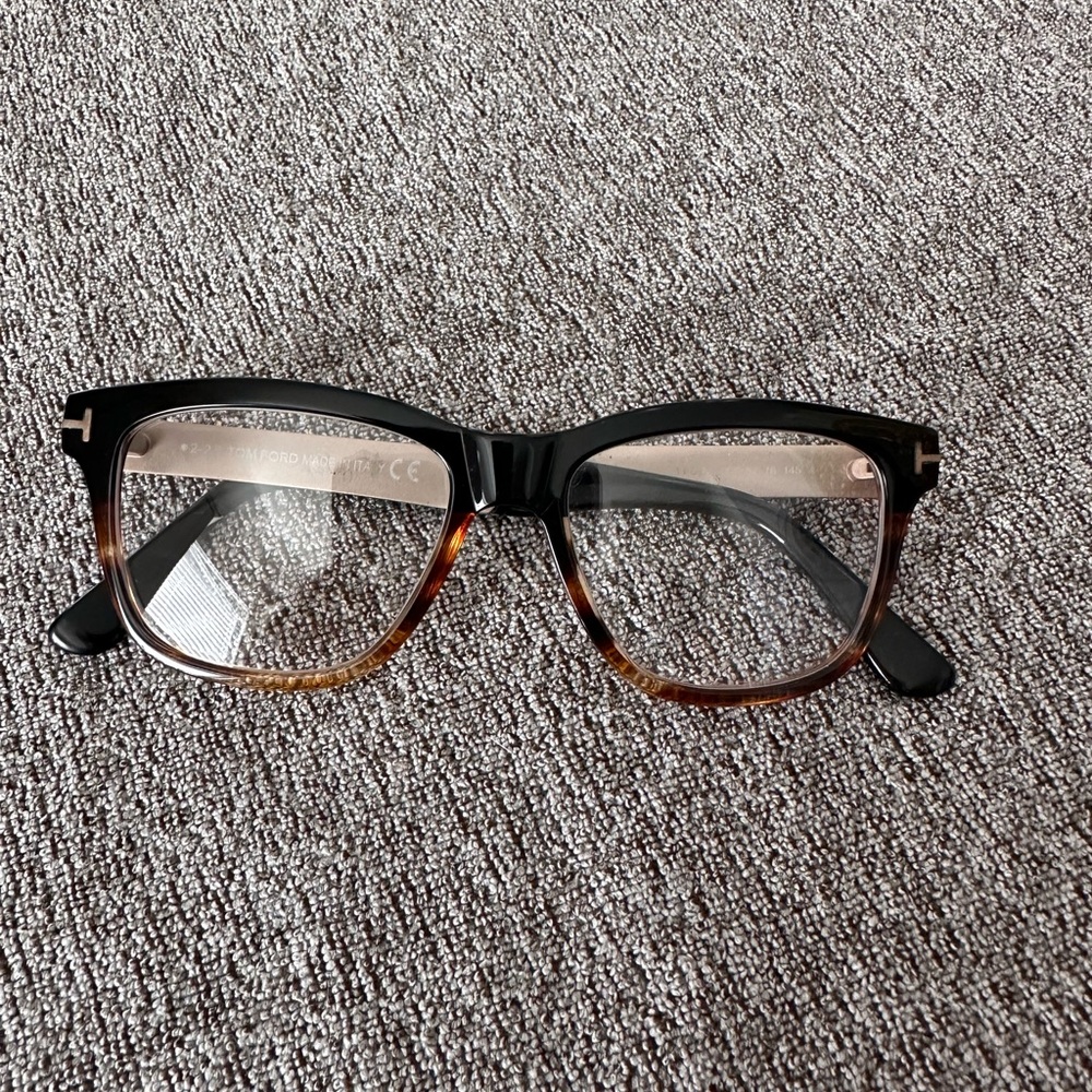 TOMFORD FRAMES